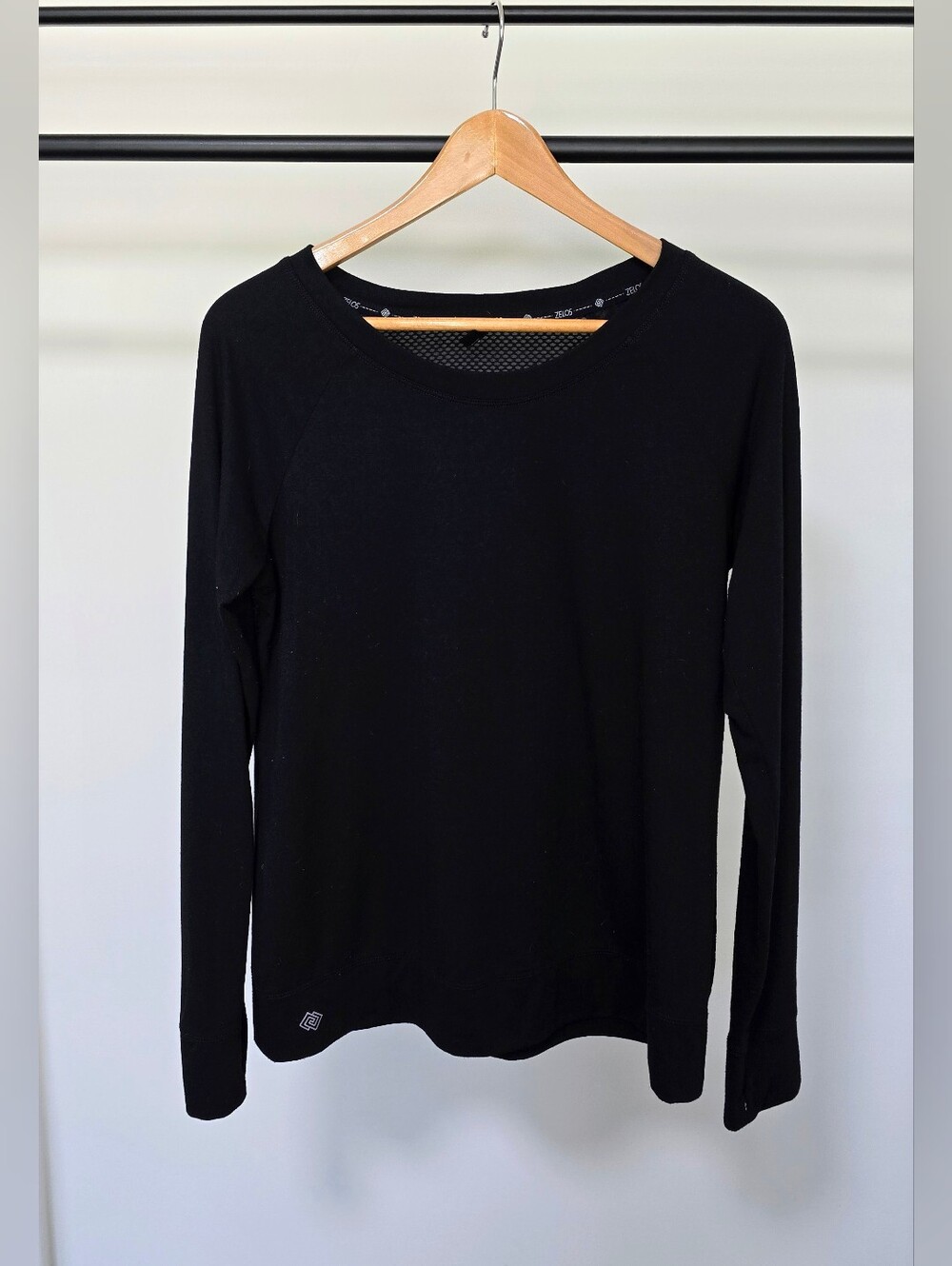 ZELOS Black Women's Crewneck Long-Sleeve Sweater